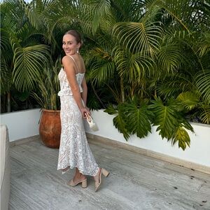 12th tribe white lace skirt (NEVER WORN)